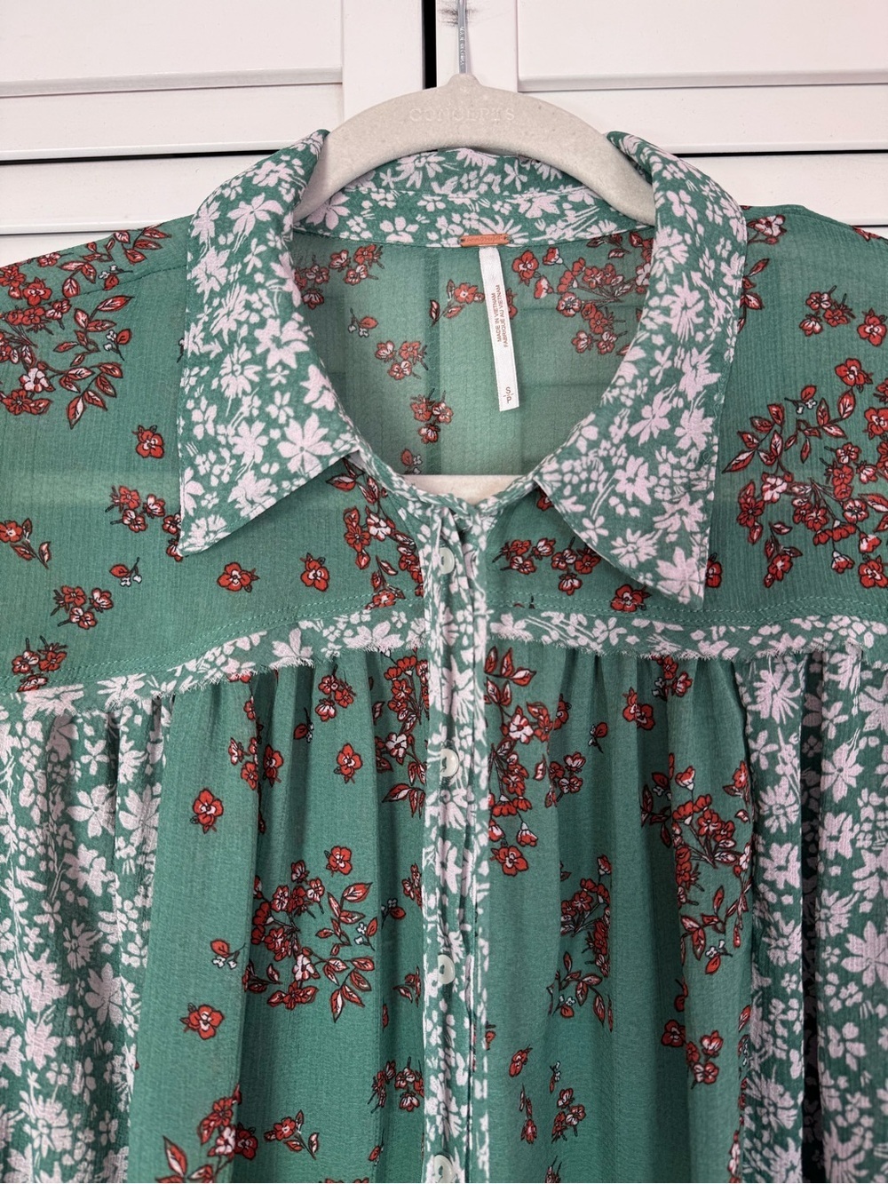Free People Serena Sheer Floral Flowy Printed Bell Sleeve Blouse Emerald Small - Picture 6 of 10
